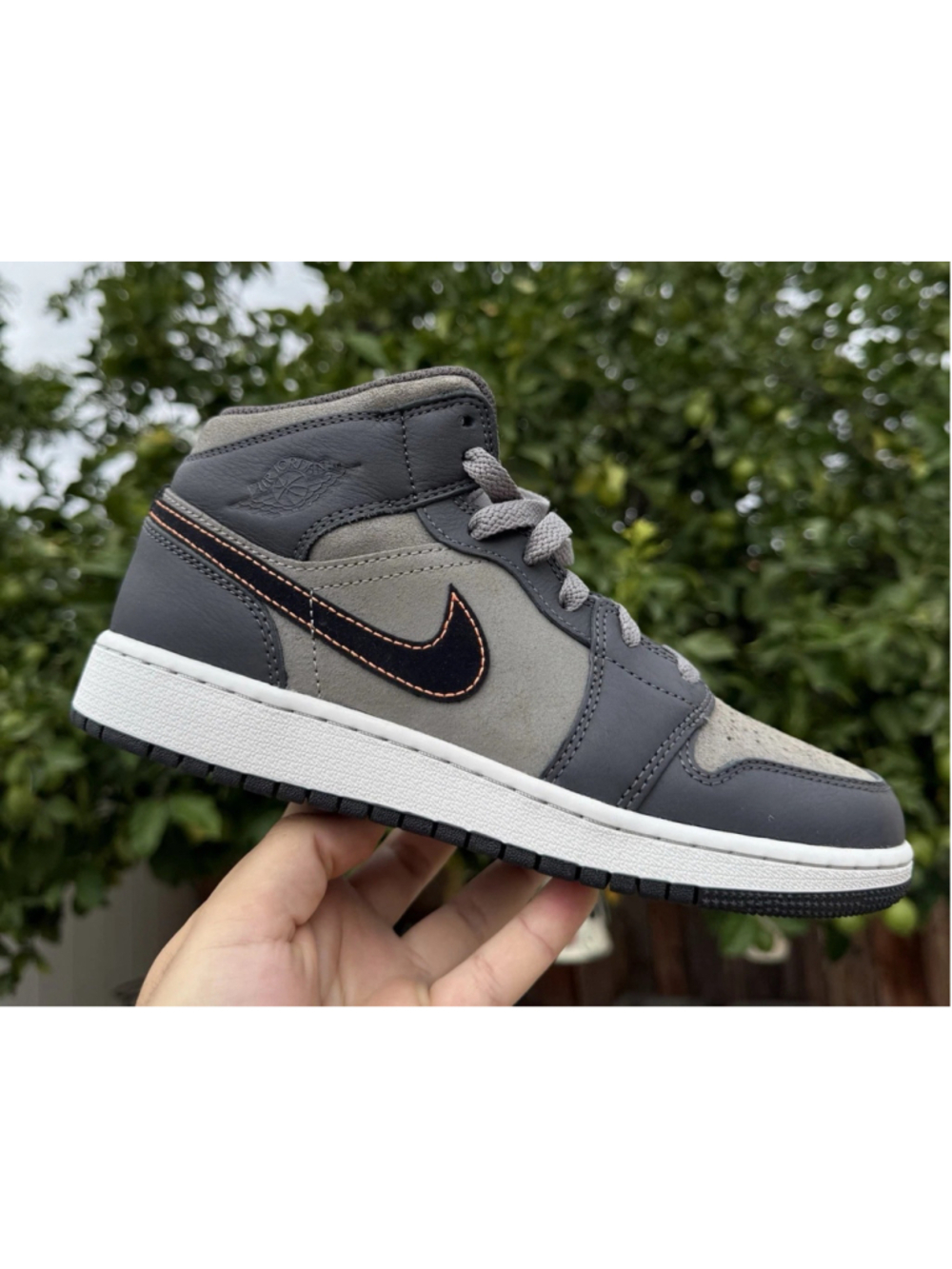 Air Jordan 1-Stadium Grey FQ8341017
